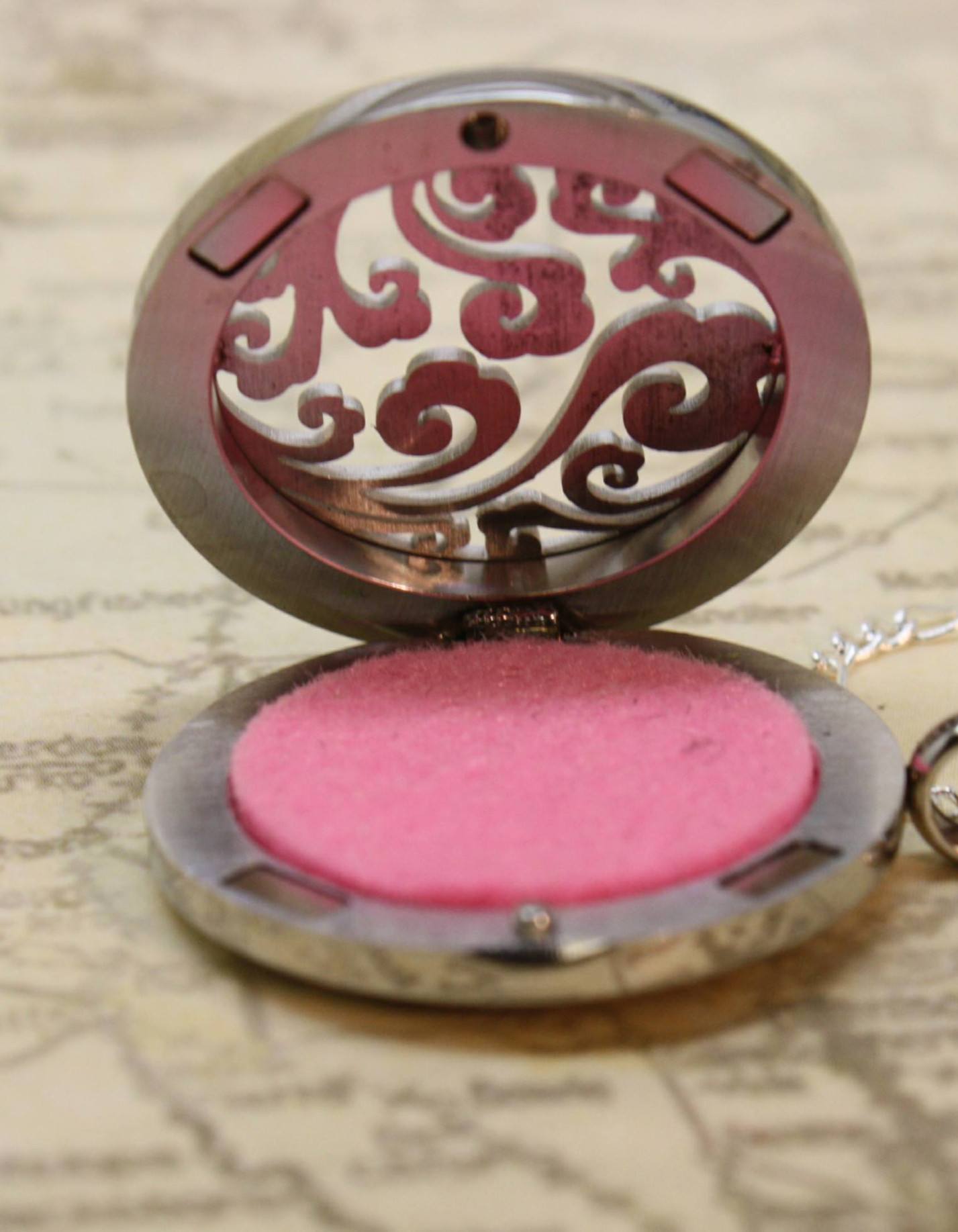 Swirl Filigree 316L Stainless Steel Essential Oil Diffuser Necklace- 30mm- 20"-Diffuser Necklace-Destination Oils